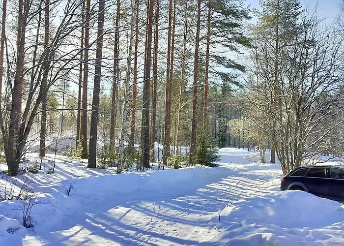 בית נופש Largehouse Activities & Local Guide רובניימי