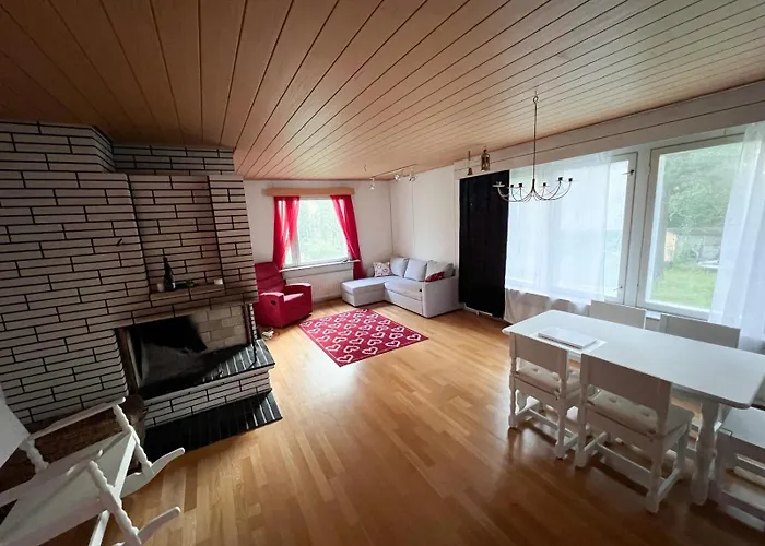 בית נופש Largehouse Activities & Local Guide *